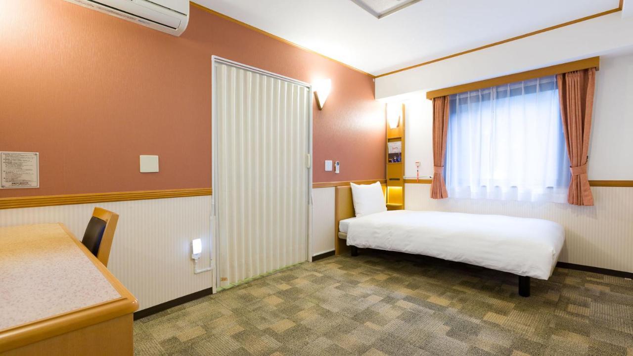 Toyoko Inn Shin-Yokohama Ekimae Honkan Dış mekan fotoğraf