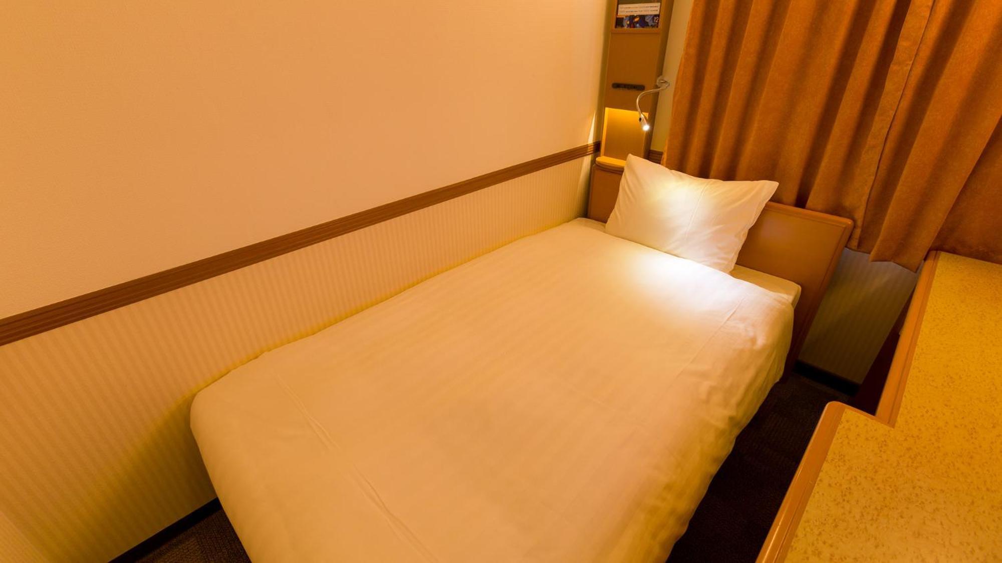 Toyoko Inn Shin-Yokohama Ekimae Honkan Oda fotoğraf